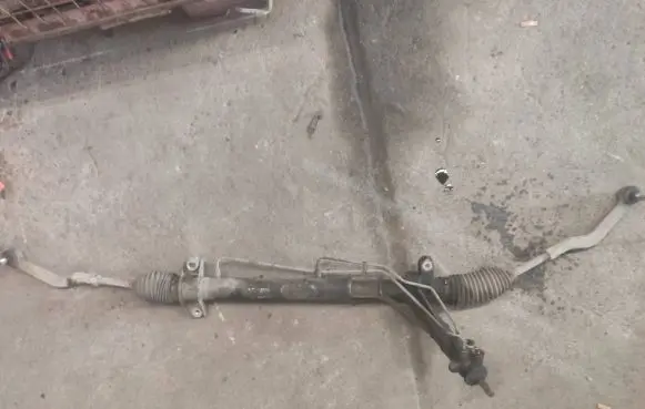 Renault Master III Steering rack 6820000174