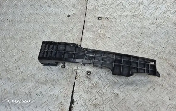 Lexus GS 300 350 430 450H Front bumper mounting bracket 5211630070