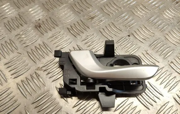KIA Rio Front door interior handle 82613H8500 PA6GF20
