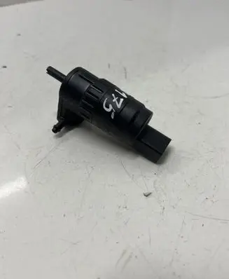 Skoda Fabia Mk3 (NJ) Windscreen/windshield washer pump 1K6955651