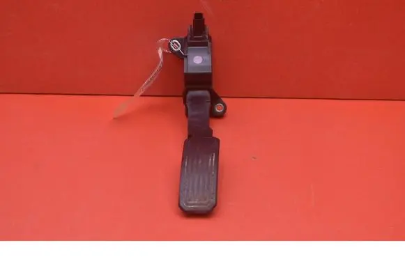 Toyota Avensis Verso Accelerator throttle pedal 78110-02020