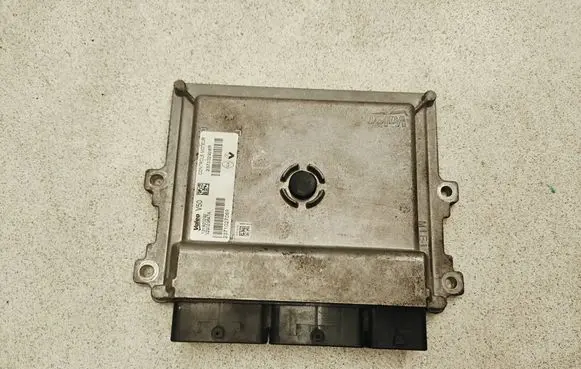 Renault Clio IV Engine control unit/module 237102928R