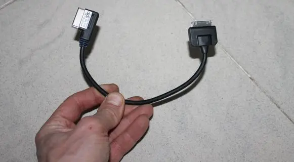 Audi A4 S4 B8 8K iPod connector socket 4F0051510K