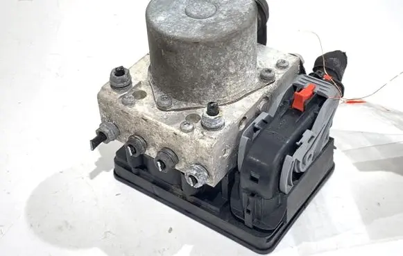 Seat Toledo IV (NH) ABS Pump 6R0614517CA