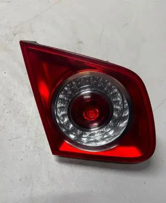 Volkswagen Jetta V Tailgate rear/tail lights 1K5945093