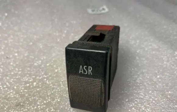 Traction control (ASR) switch