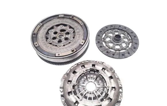 BMW 1 E81 E87 Clutch set kit 415039510