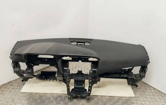 Opel Zafira C Dashboard 13381058