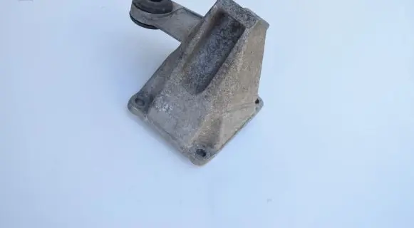 Audi A6 S6 C4 4A Gearbox mounting bracket 4A0399114G