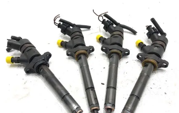 Mini One - Cooper Coupe R56 Fuel injectors set 0445110259