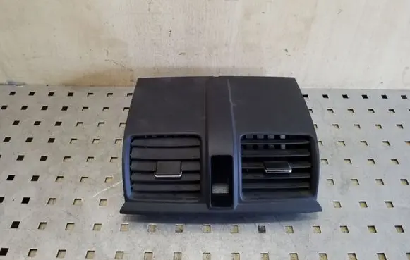 Honda CR-V Dash center air vent grill 77610SWAA0