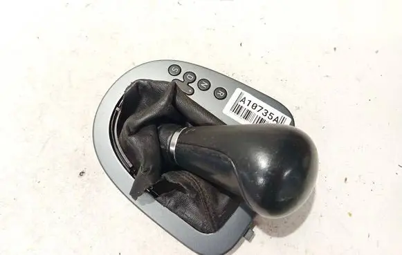 Seat Toledo III (5P) Gear lever shifter trim leather/knob 5p1713203