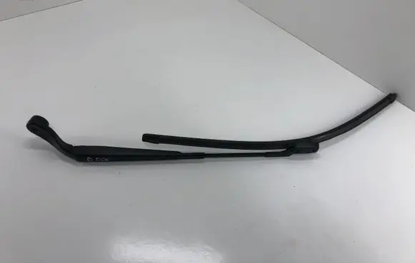 Citroen DS5 Front wiper blade arm 9800362680