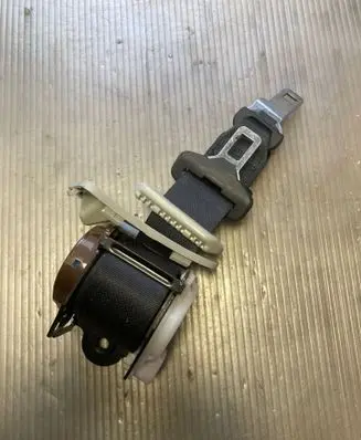 Nissan Qashqai+2 Third row seat belt 89845EY10A 045822