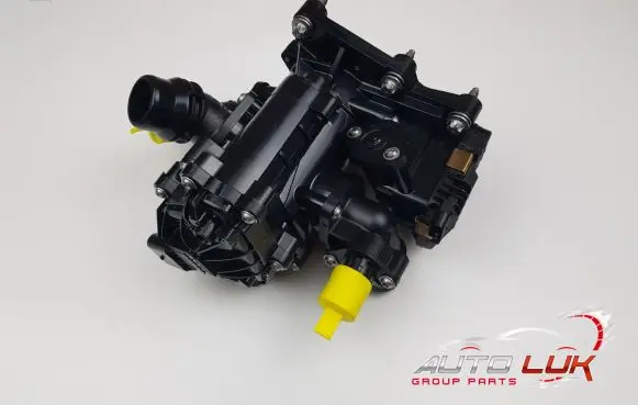 BMW X1 F48 F49 Thermostat housing 8631943
