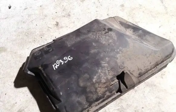 Mercedes-Benz E W211 Battery box tray cover/lid a2115400182