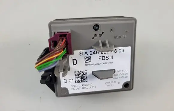 Mercedes-Benz CLA C117 X117 W117 Central body control module A2469054803