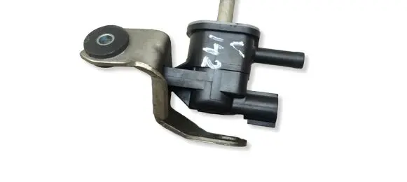 Toyota Verso Vacuum valve 90910TC001 VN1362007011 1204246