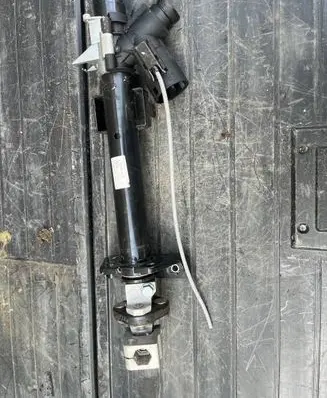 Mercedes-Benz A W168 Steering wheel axle A1684600916 00034 C029