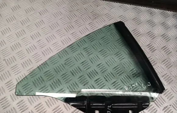 Mercedes-Benz SL R231 Rear vent window glass A2316700206