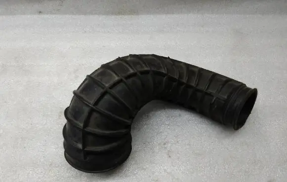 Volvo V70 Intercooler hose/pipe 08634143