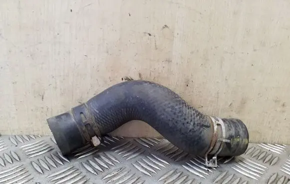 Toyota RAV 4 (XA30) Engine coolant pipe/hose