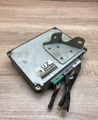 Subaru Legacy Engine control unit/module ECU 81711AE850 A64000D7J