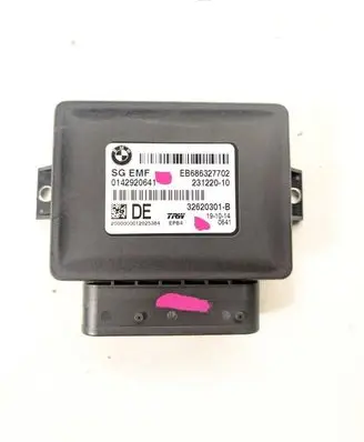 BMW X3 F25 Hand brake control module 6863277