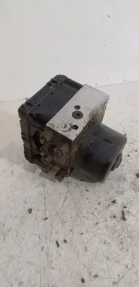 Chrysler Voyager ABS Pump P04721427AE T30BQ0749B