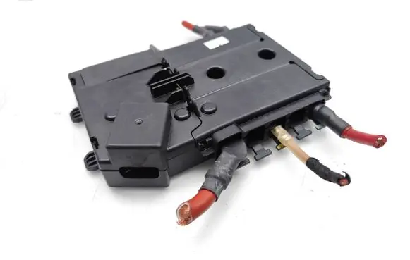 Mercedes-Benz E AMG W213 Battery relay fuse 