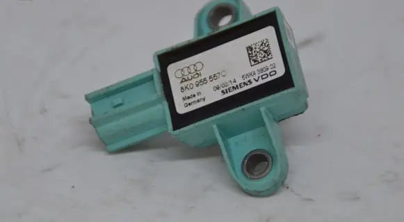 Audi A4 S4 B8 8K Airbag deployment crash/impact sensor 8K0955557C