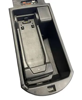 BMW X3 F25 Glove box central console 105010242 549377 B0701539