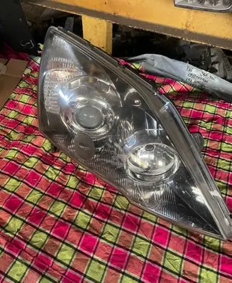 Honda CR-V Headlight/headlamp 33100SWWE0 P6916RC0MB