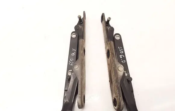Alfa Romeo 156 Tailgate/trunk/boot hinge VR846A