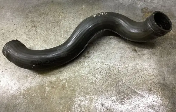 Volvo XC90 Coolant pipe/hose 