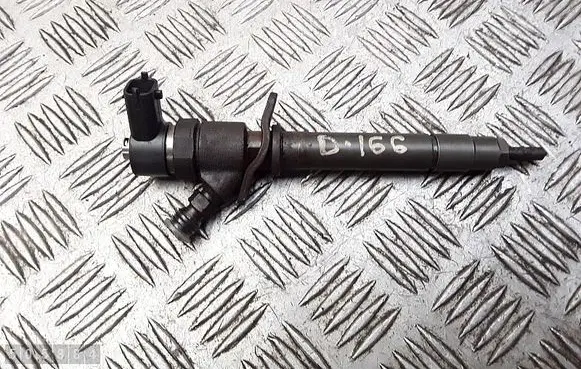 Fuel injector