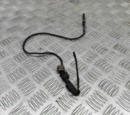 Mercedes-Benz Sprinter W906 Oil temperature sensor A0009053905