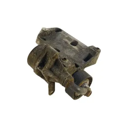 Nissan X-Trail T30 A/C compressor mount bracket 7716194