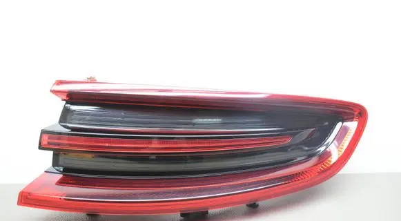 Rear/tail lights
