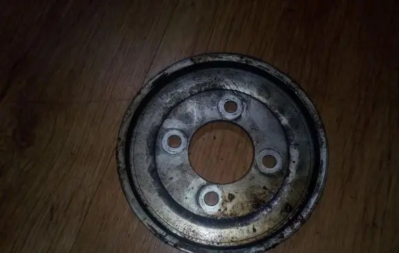 Renault Megane I Crankshaft pulley 7700867193