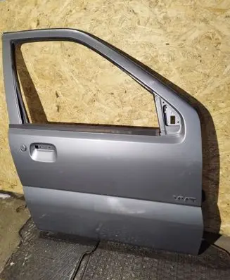 Suzuki Ignis Front door