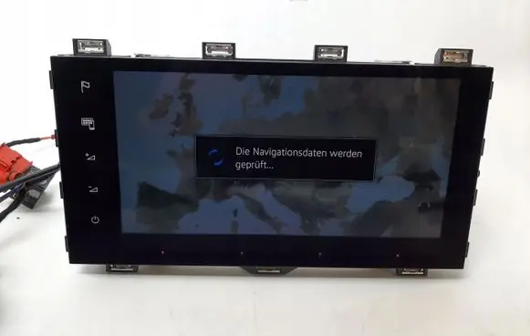 Seat Arona Radio/CD/DVD/GPS head unit 5FJ919606A