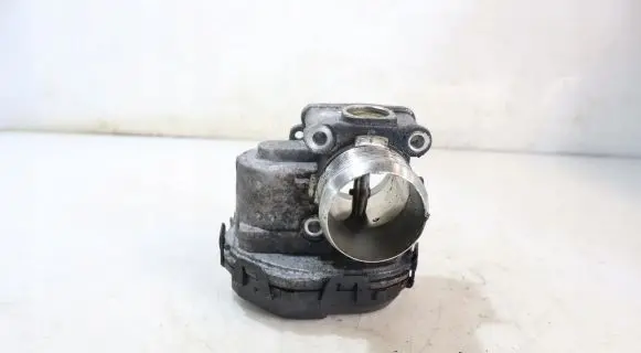 Ford Focus Throttle body valve 