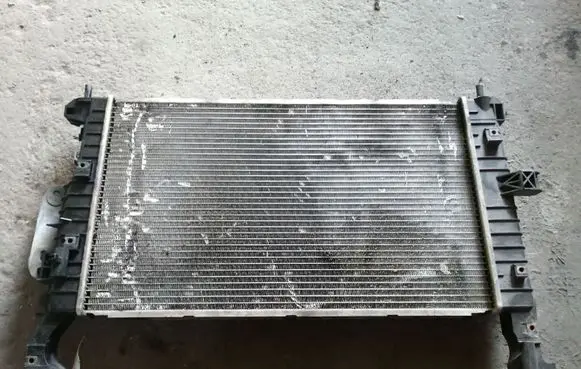 Opel Meriva A Coolant radiator