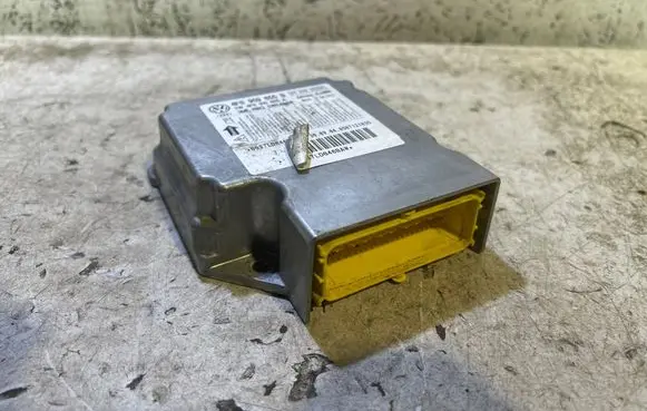Audi A6 S6 C6 4F Airbag control unit/module 4F0959655B 4F0910655A 05H29S0220