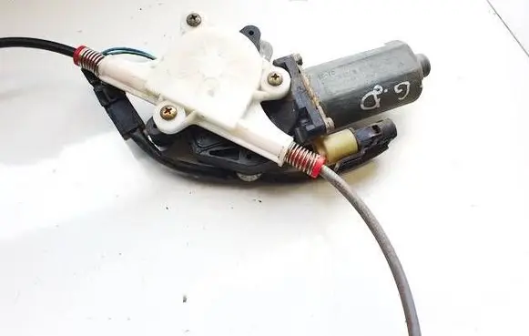 Nissan Terrano Rear door window regulator motor 0130821720