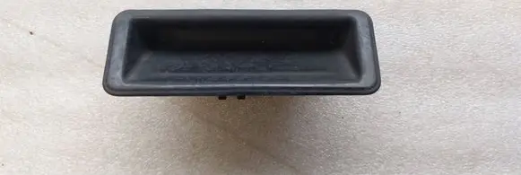 BMW 5 E60 E61 Tailgate trunk handle 7118158