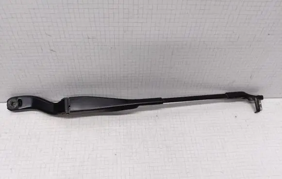 Mercedes-Benz E W211 Front wiper blade arm A2118200344