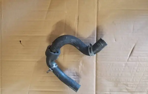 Skoda Octavia Mk4 Engine coolant pipe/hose 5Q0122063J