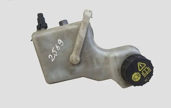 Volvo V40 Master brake cylinder 31400404